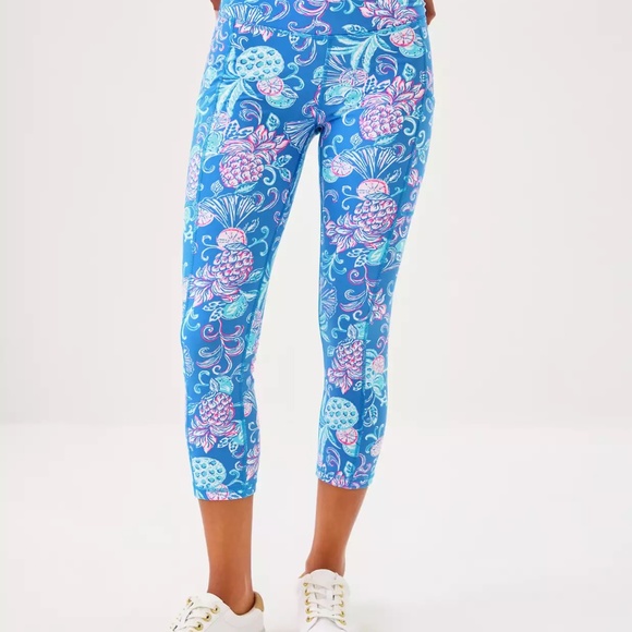 Lilly Pulitzer 21" Weekender High Rise Crop Legging - Picture 2 of 9